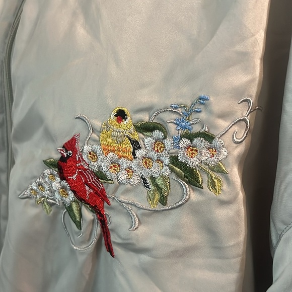 The Bradford Exchange Vintage Collectors Edition Rain Hooded Jacket Birdโฆ - Picture 11 of 17